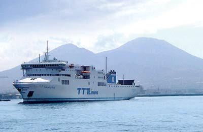 Buchen Sie eine TTT Lines Fähre über Aferry.ch